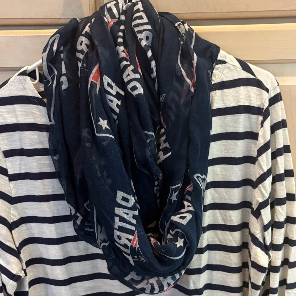 Patriots Logo Infinity Scarf Lightweight Sheer Fabric